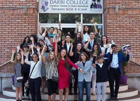 Darbi College е лидер сред частните гимназии в София, който се утвърди през последните десет години
